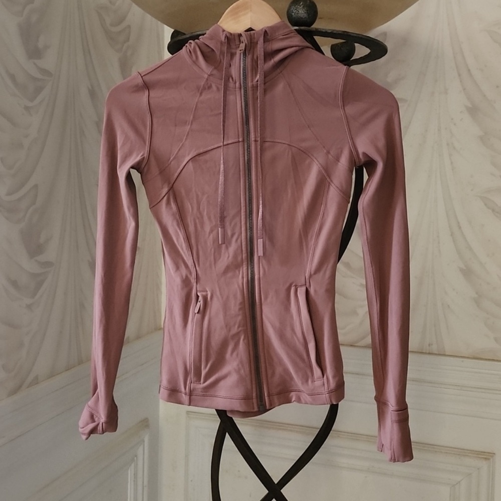 Lululemon define jacket size 0